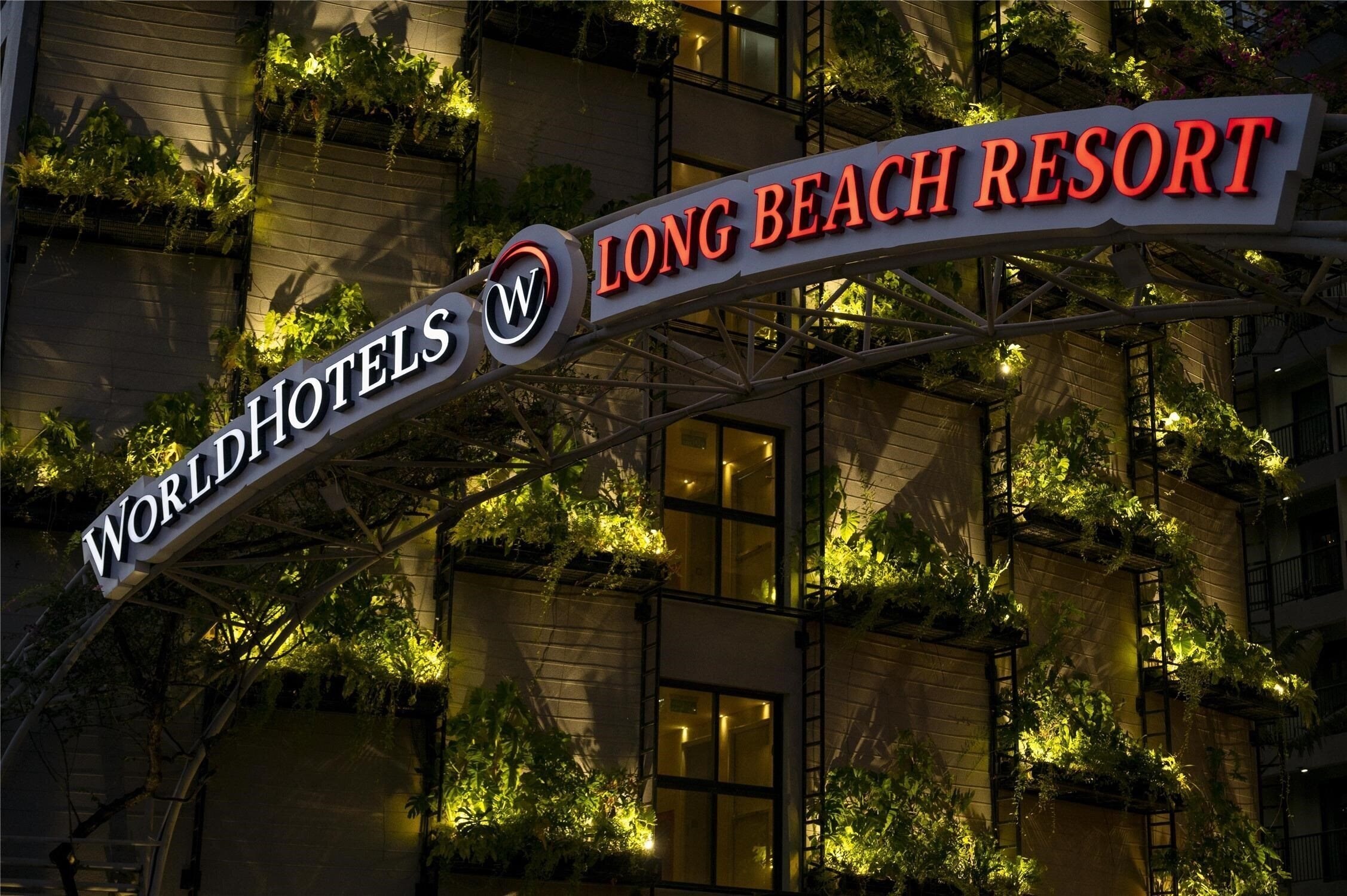 Fotografie WorldHotels Long Beach Resort Phu Quoc (ex. Long Beach Resort Phu Quoc) 4*