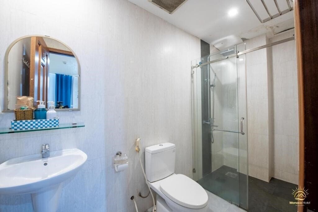 Фотография Monaco Hotel Phu Quoc 3*