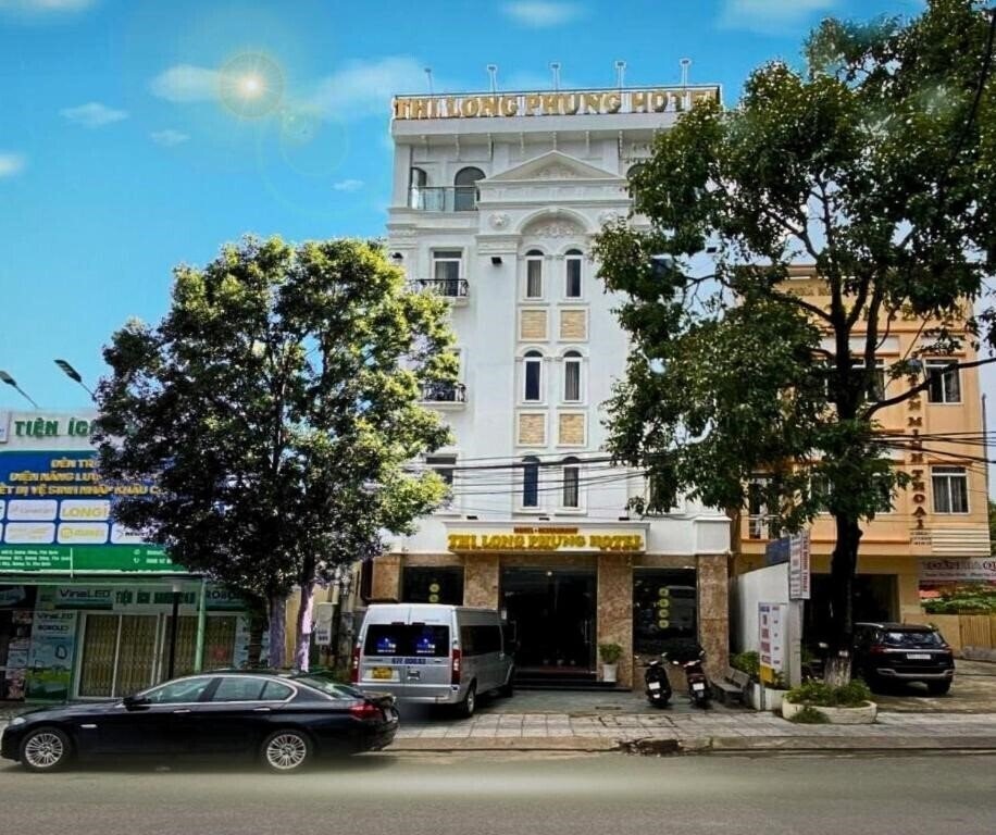 Отель Thi Long Phung Hotel 2*
