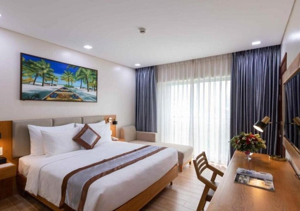 Fotografii Marinabay Con Dao 3*