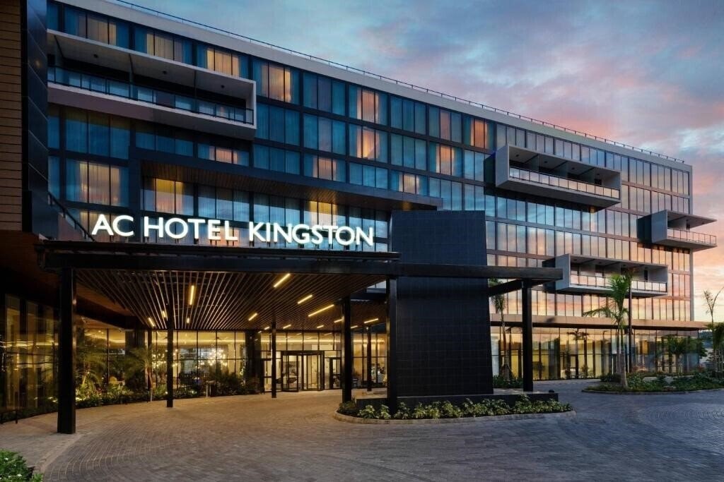 Hotel Ac Hotel Kingston 4*