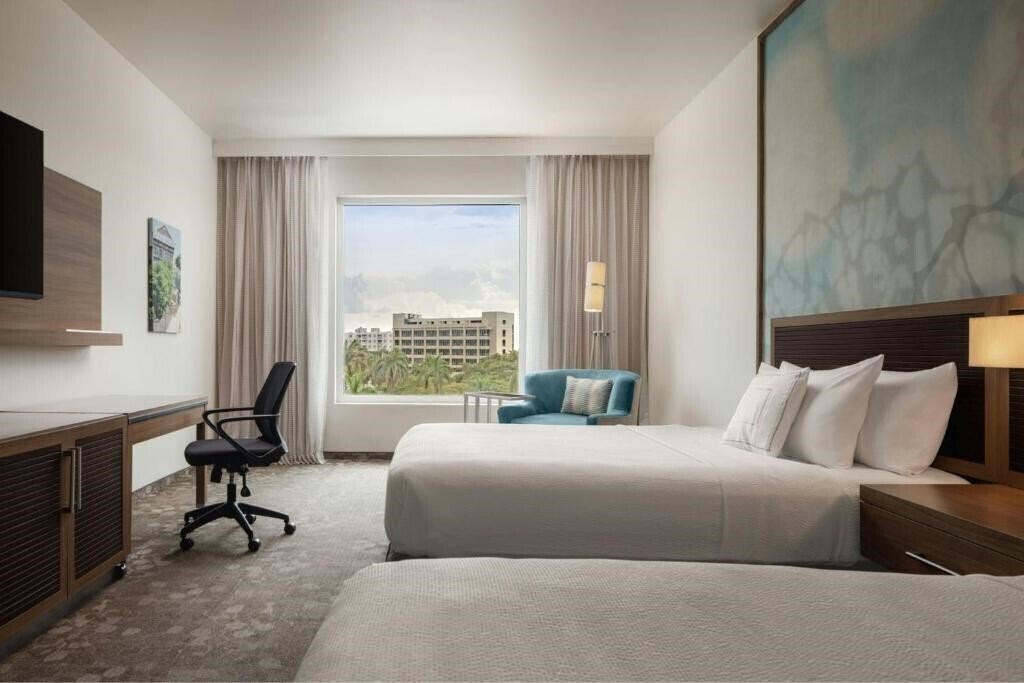 Фото Courtyard Kingston, Jamaica 3*