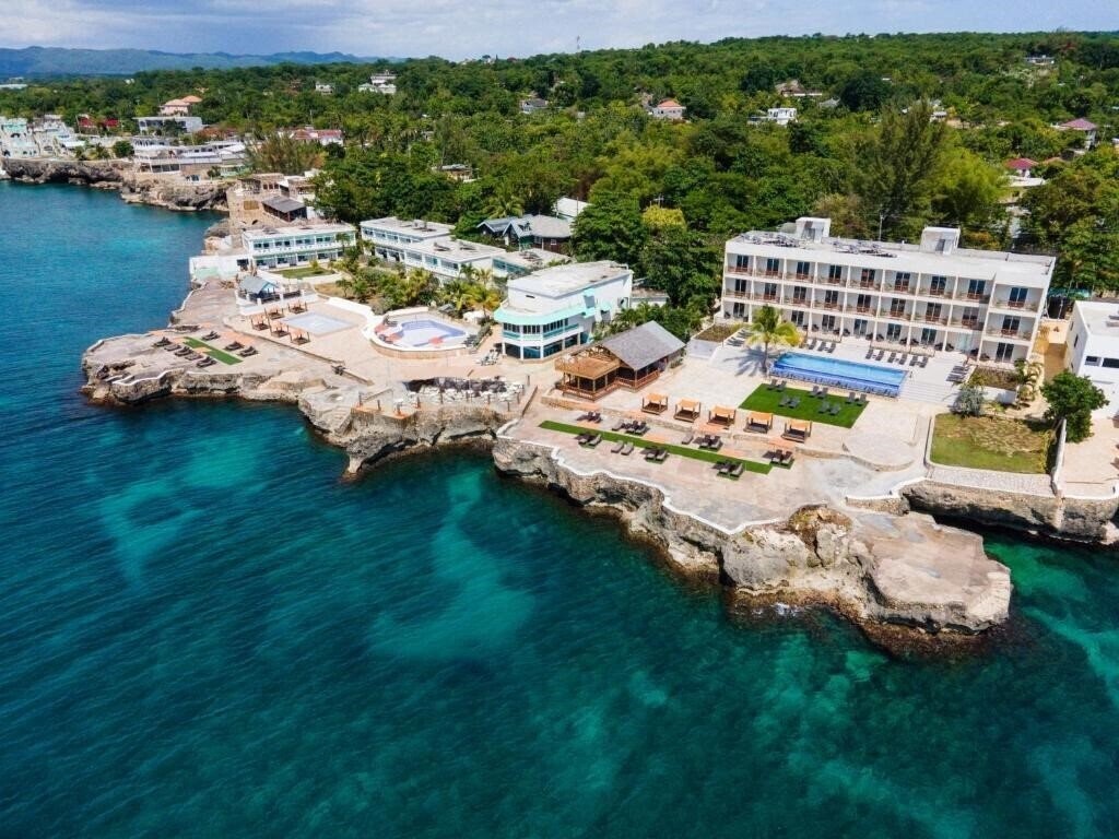 Imaginea Samsara Cliff Resort 3*