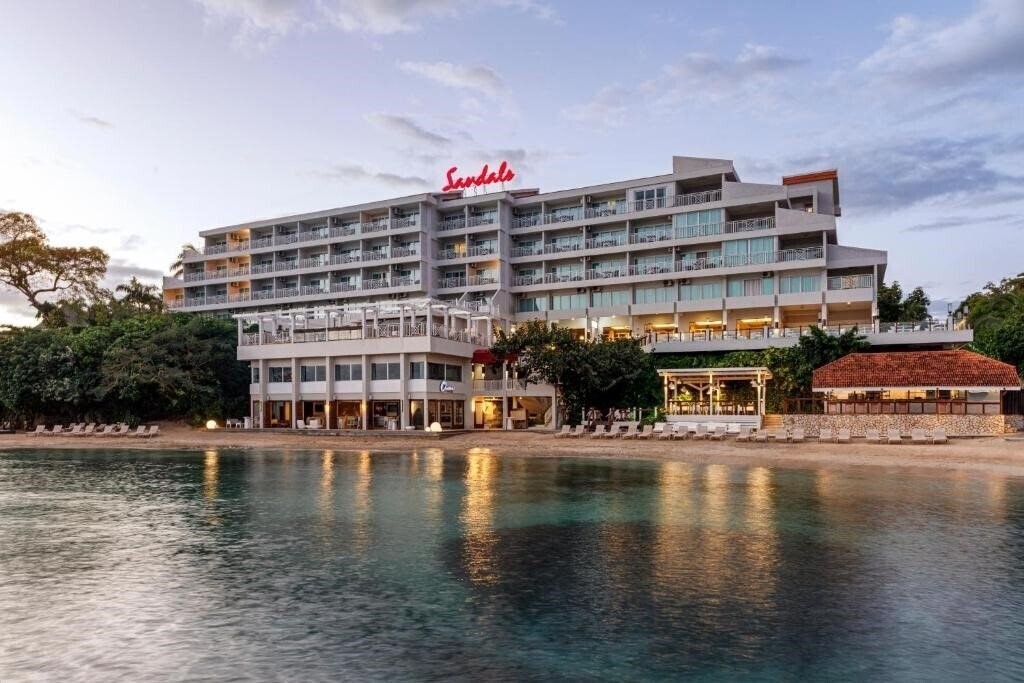 Imaginea Sandals Grande Ocho Rios Beach Villa Resort 4*