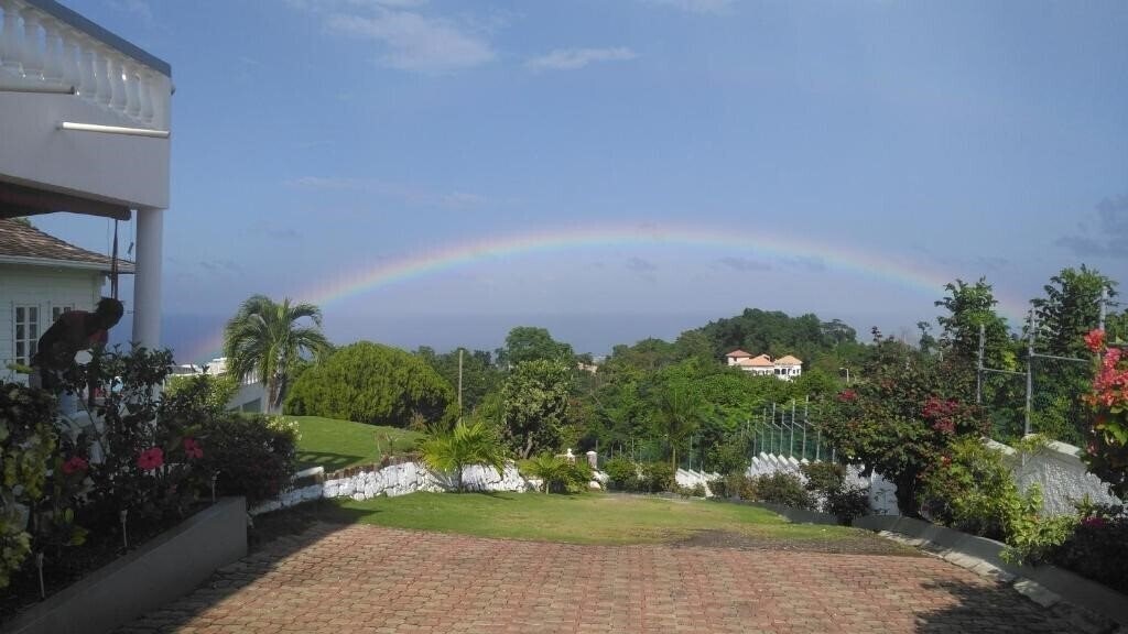 Imaginea Sunflower Resort & Villas 2*