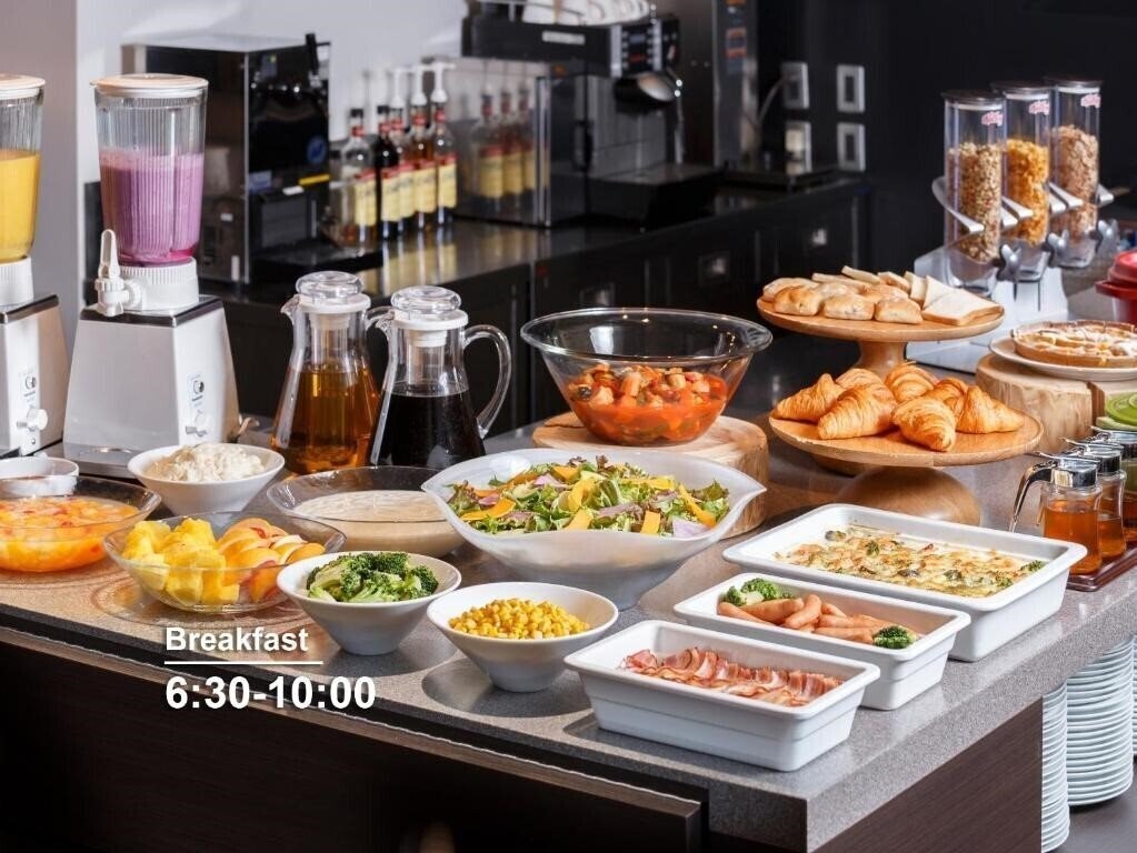 Imaginea Mitsui Garden Hotel Kyobashi 4*