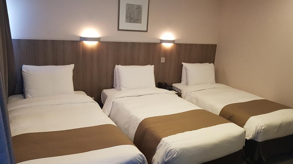 Fotografii Center Mark Hotel 4*