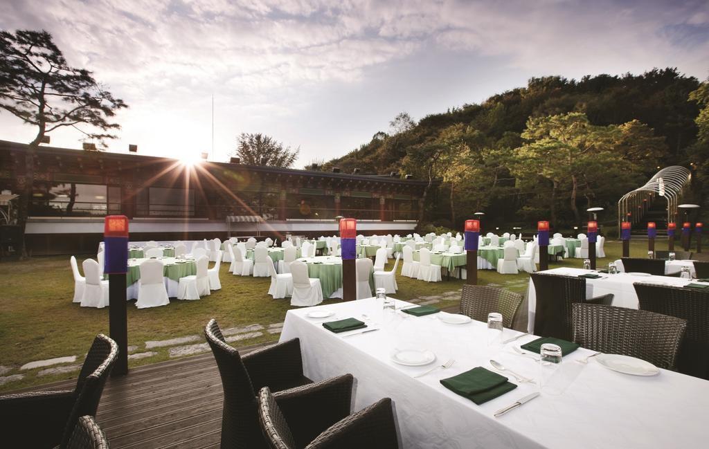 Imaginea Sheraton Grande Walkerhill 5*