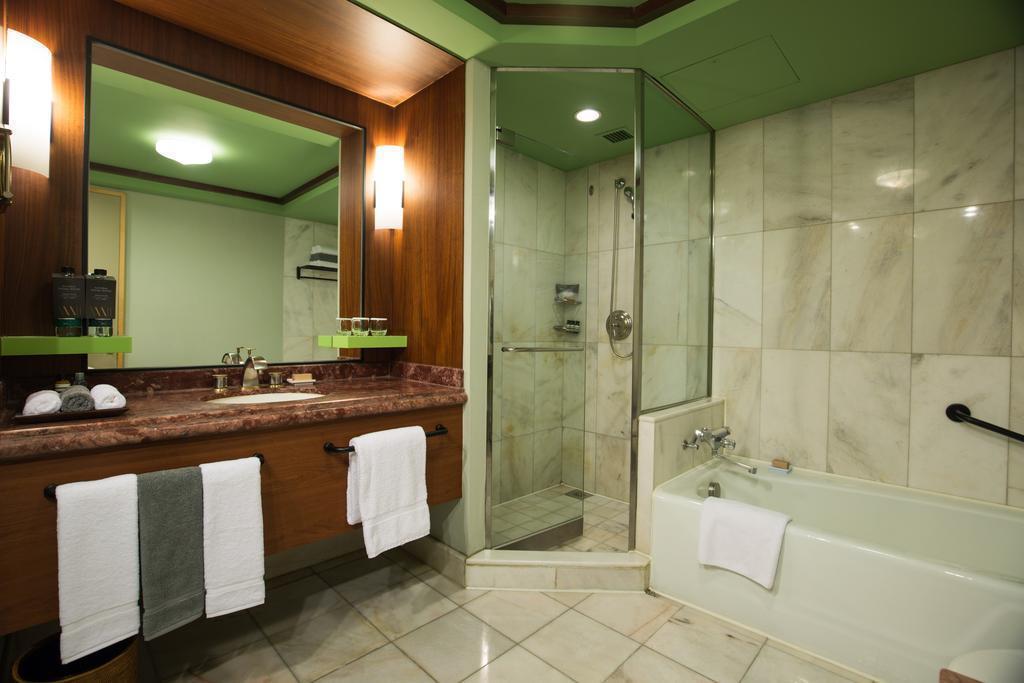 Imaginea Sheraton Grande Walkerhill 5*