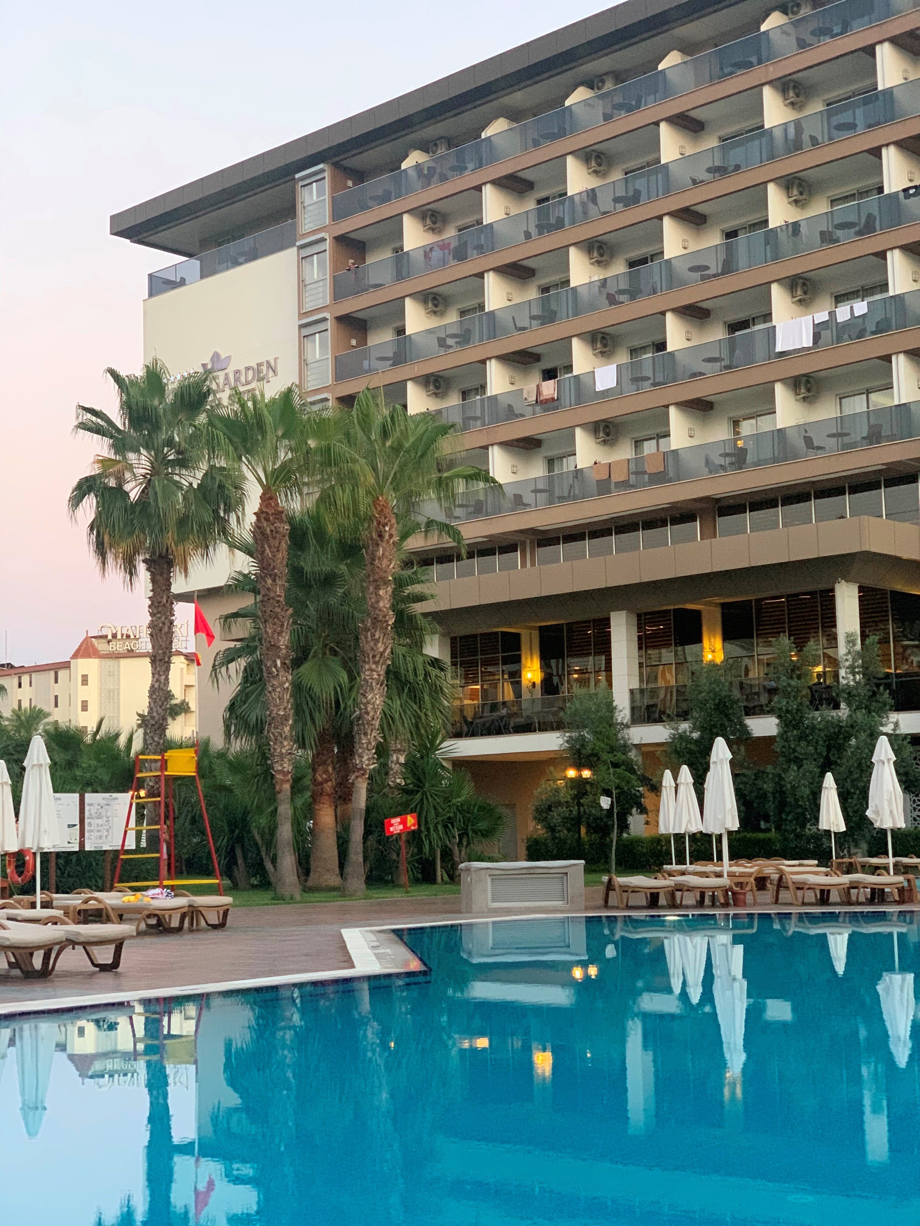 Royal park турция. Royal garden beach hotel 5 турция. Royal garden beach hotel 5. Турция отель роял гарден селект отель 5 аланья. Отзыв роял гарден.