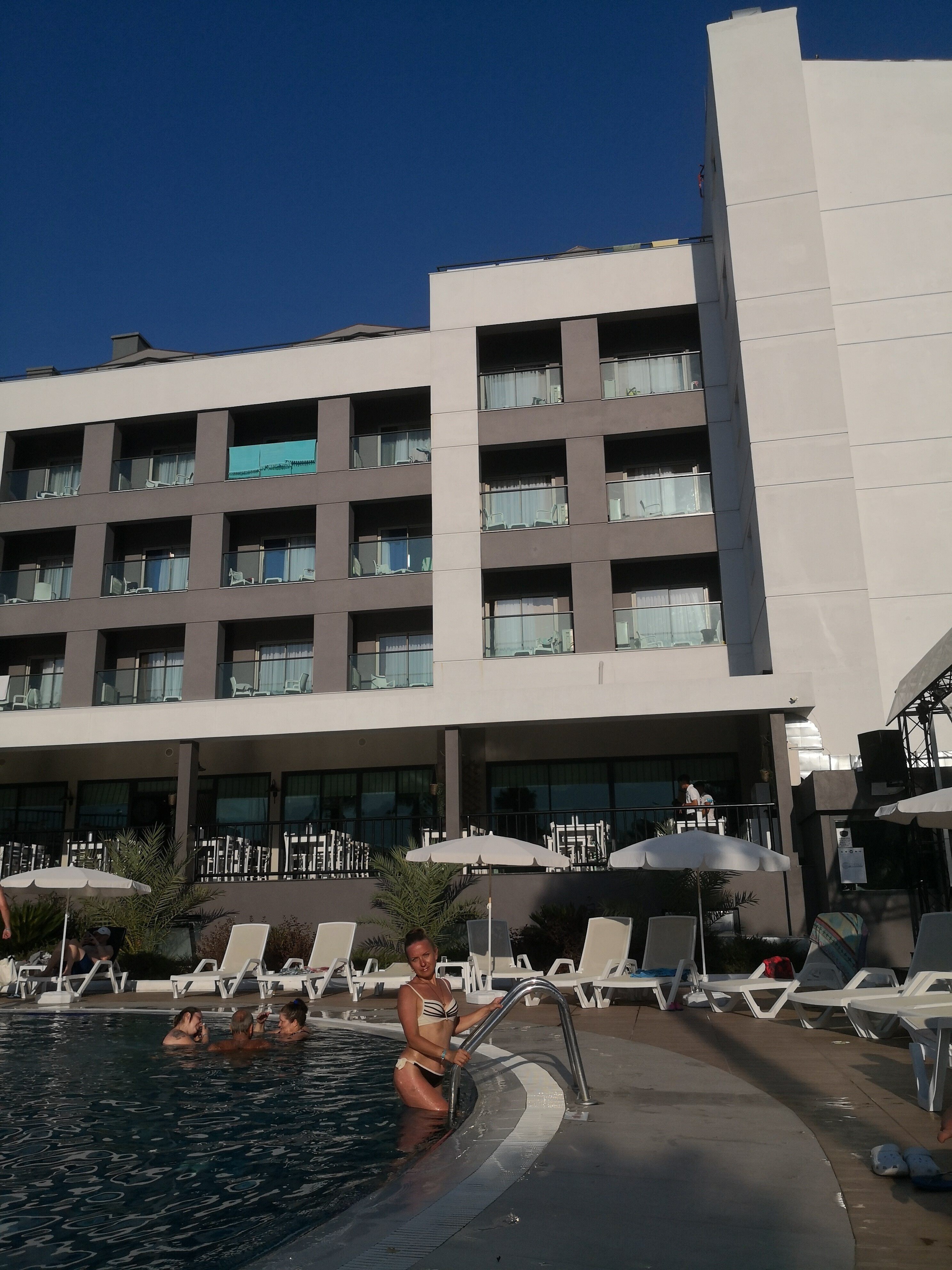 Istanbul beach hotel 4 отзывы. Отель Стамбул Кемер. Истамбул Бич отель Кемер. Блаухиммель отель Кемер фото. Istanbul Beach Hotel 4 Турция.